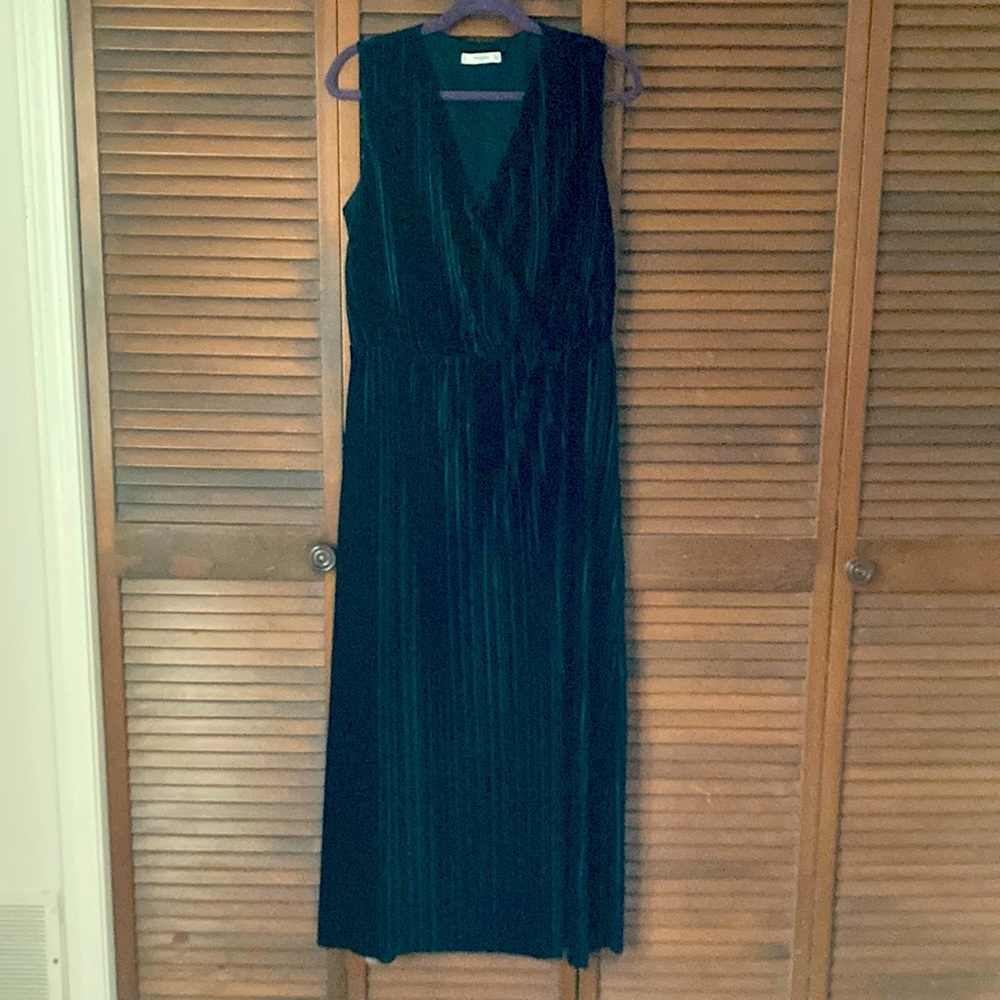Mango SUIT Pleated Black Velvet Gown Size 8